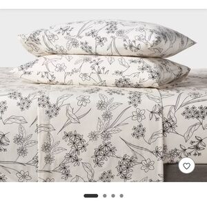 Floral Cream Bedding Set